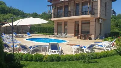 Вила Estate