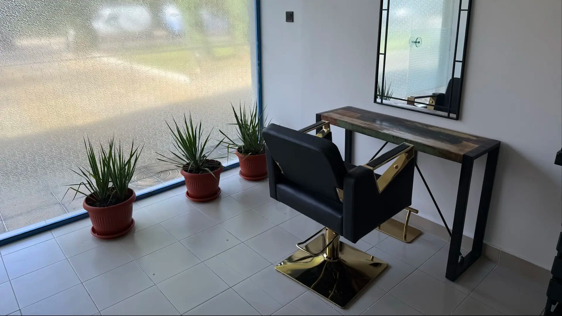 MaDaMa hairdresser