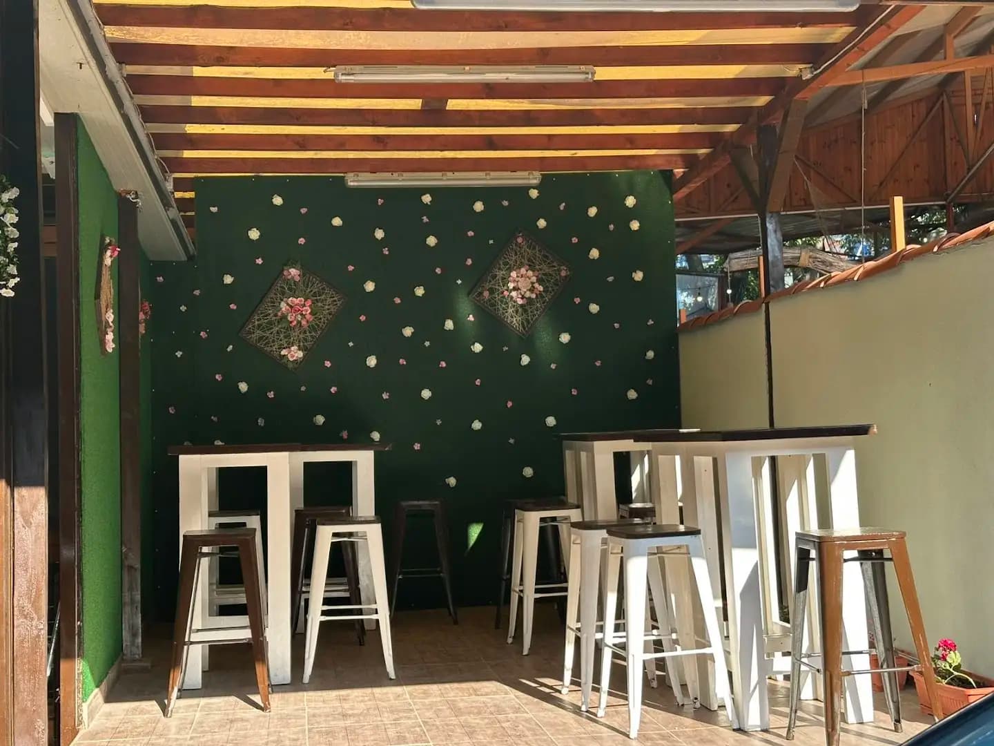 Helena Food Bar