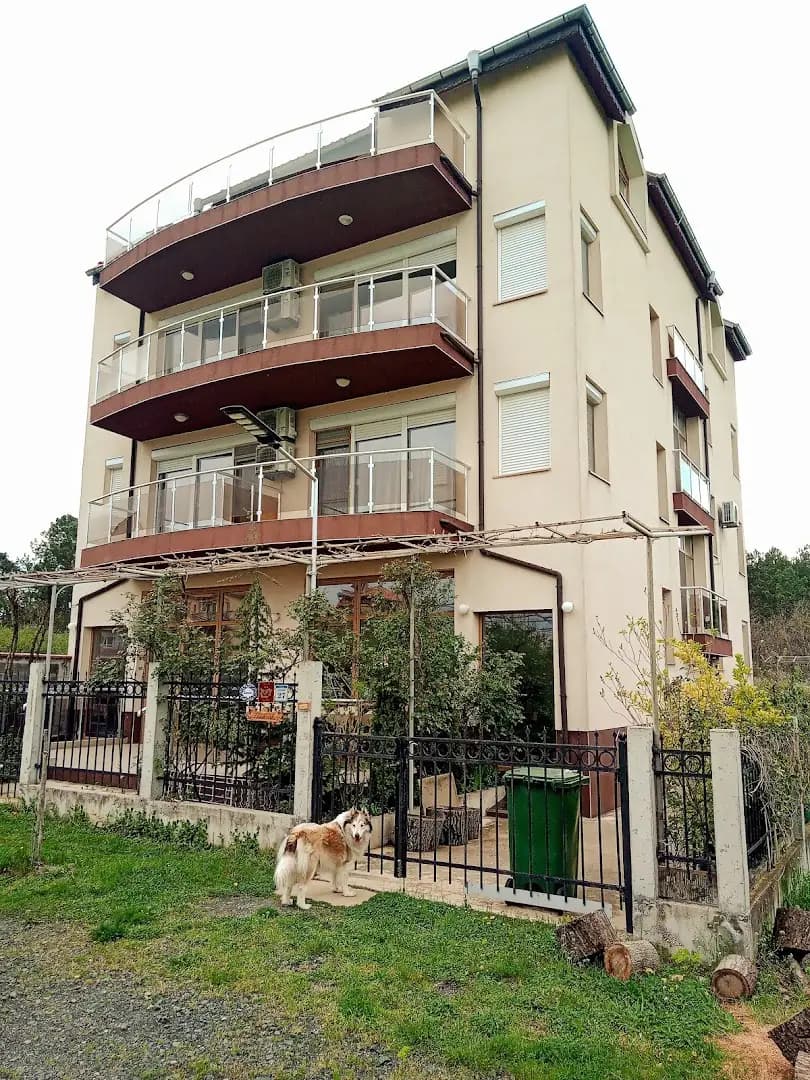 Къща за Гости Вълчанови