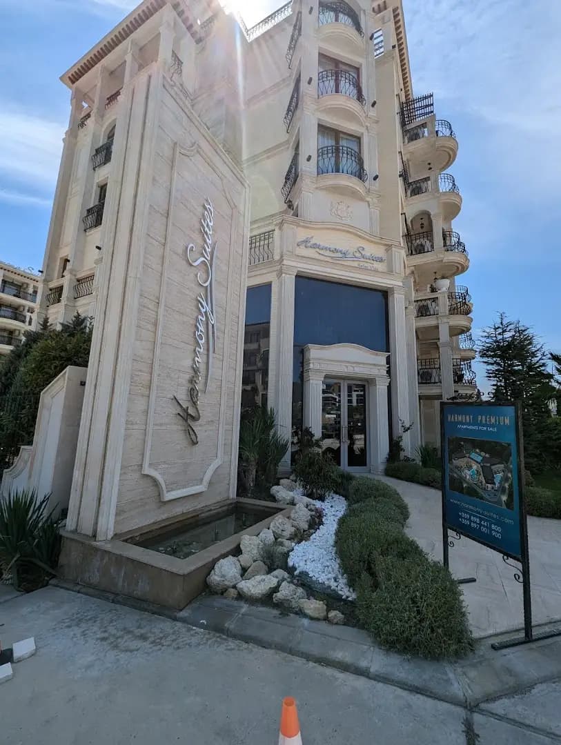 Harmony Suites Saint Vlas
