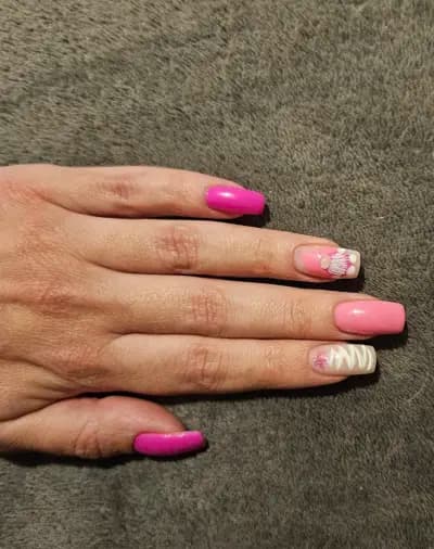 Zara Nail Studio