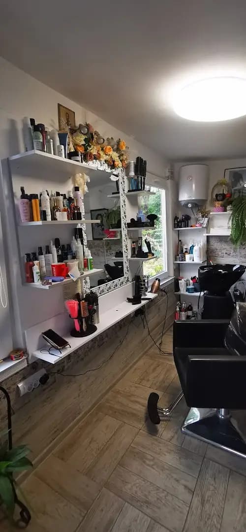 Hairstyle studio