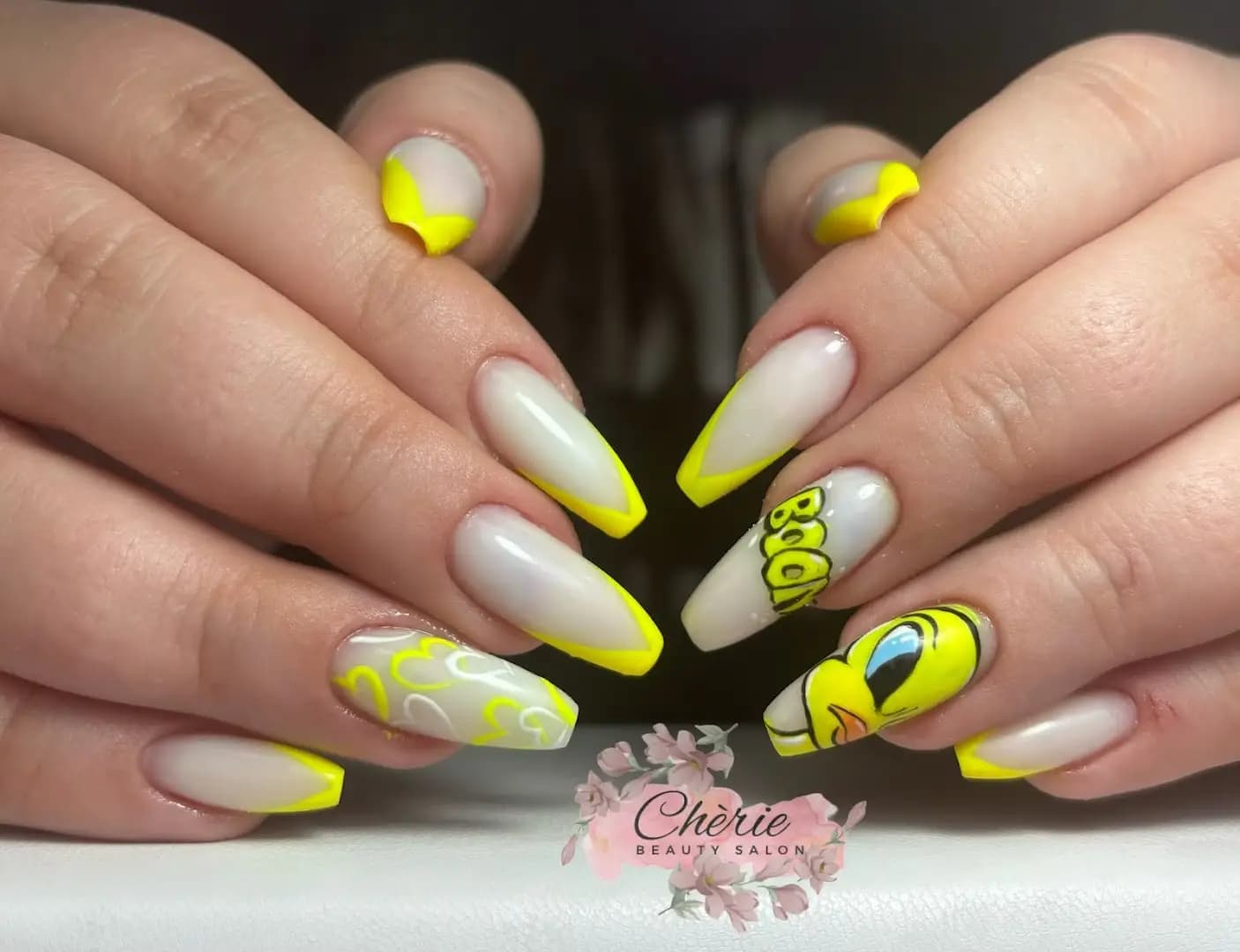 Beauty Salon Chèrie