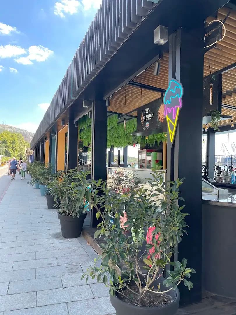 Regina Mare Bar - Balchik
