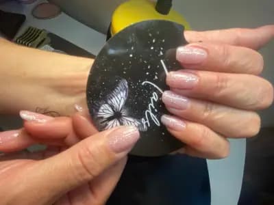 Lori's Nails