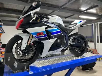 Axel Moto43