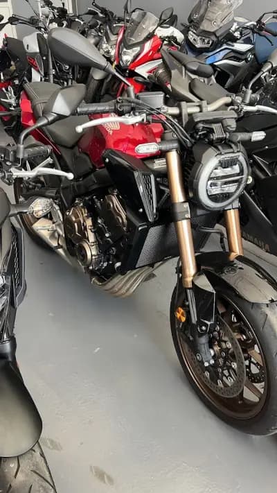 Axel Moto43
