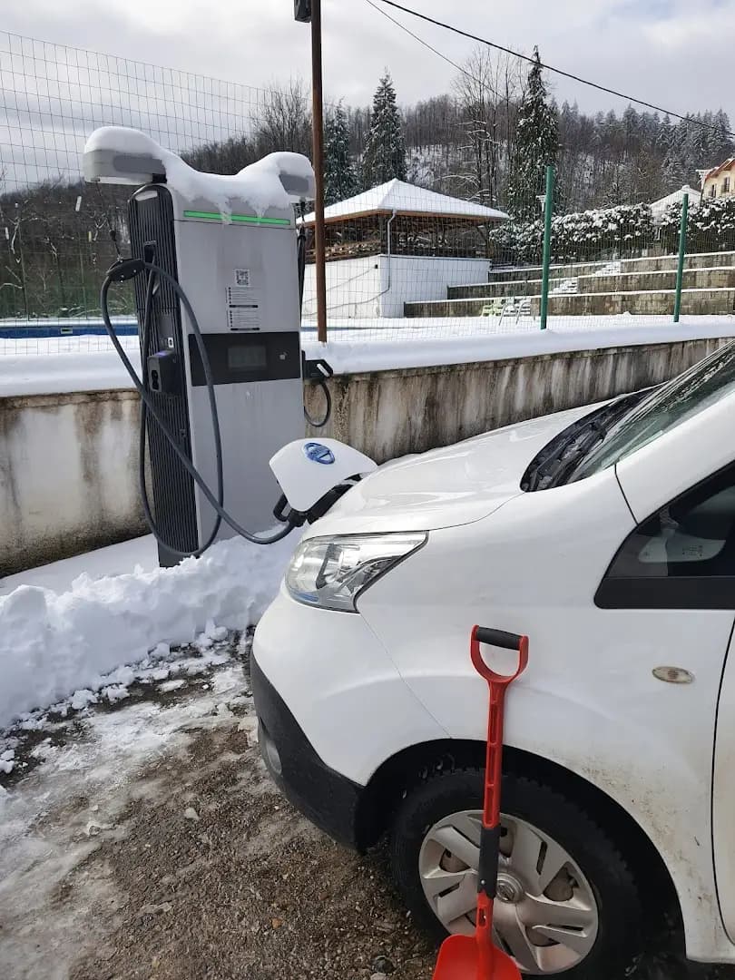 Станция за зареждане Elfinity