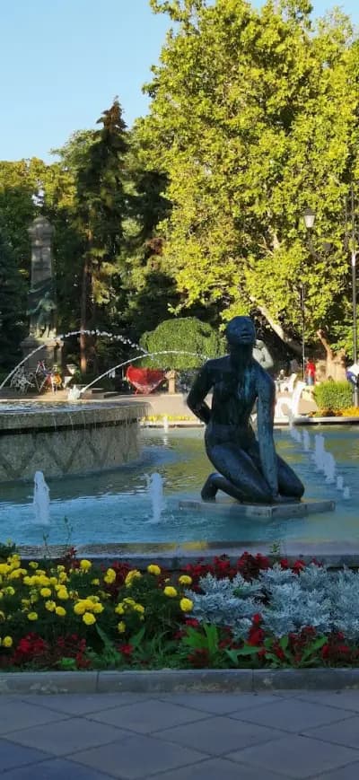 Площад „Княз Александър Батенберг“
