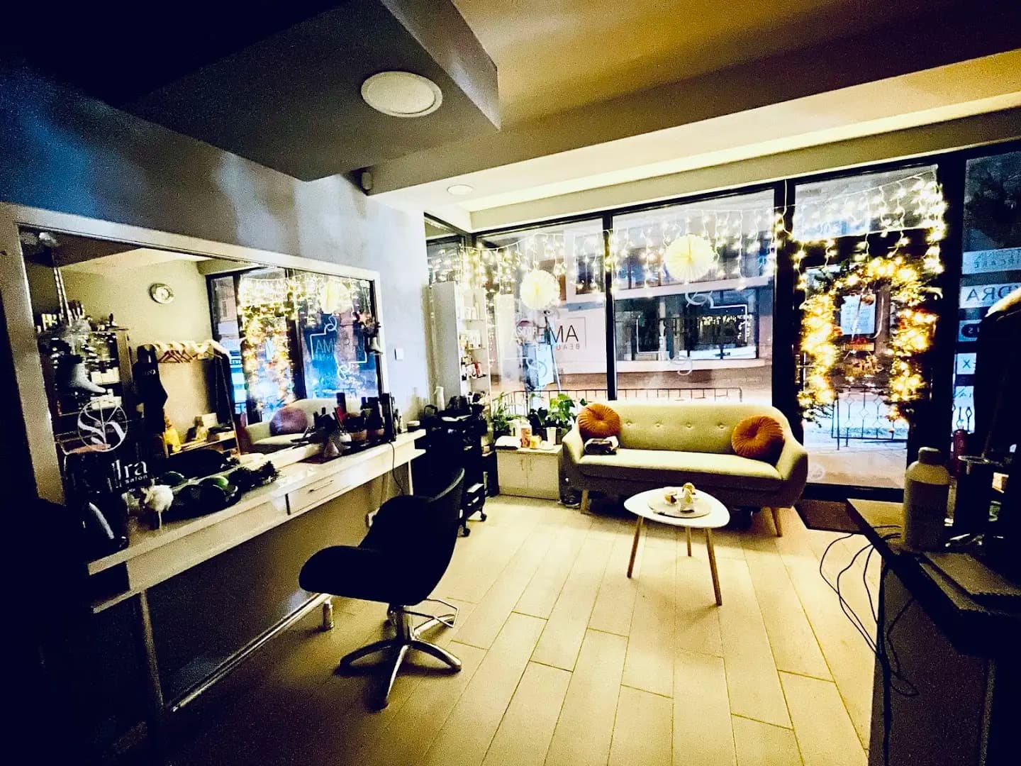 AMBRA BEAUTY STUDIO