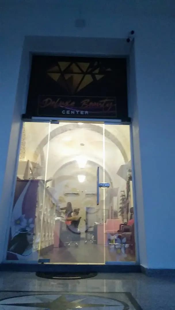 Deluxe Beauty Center