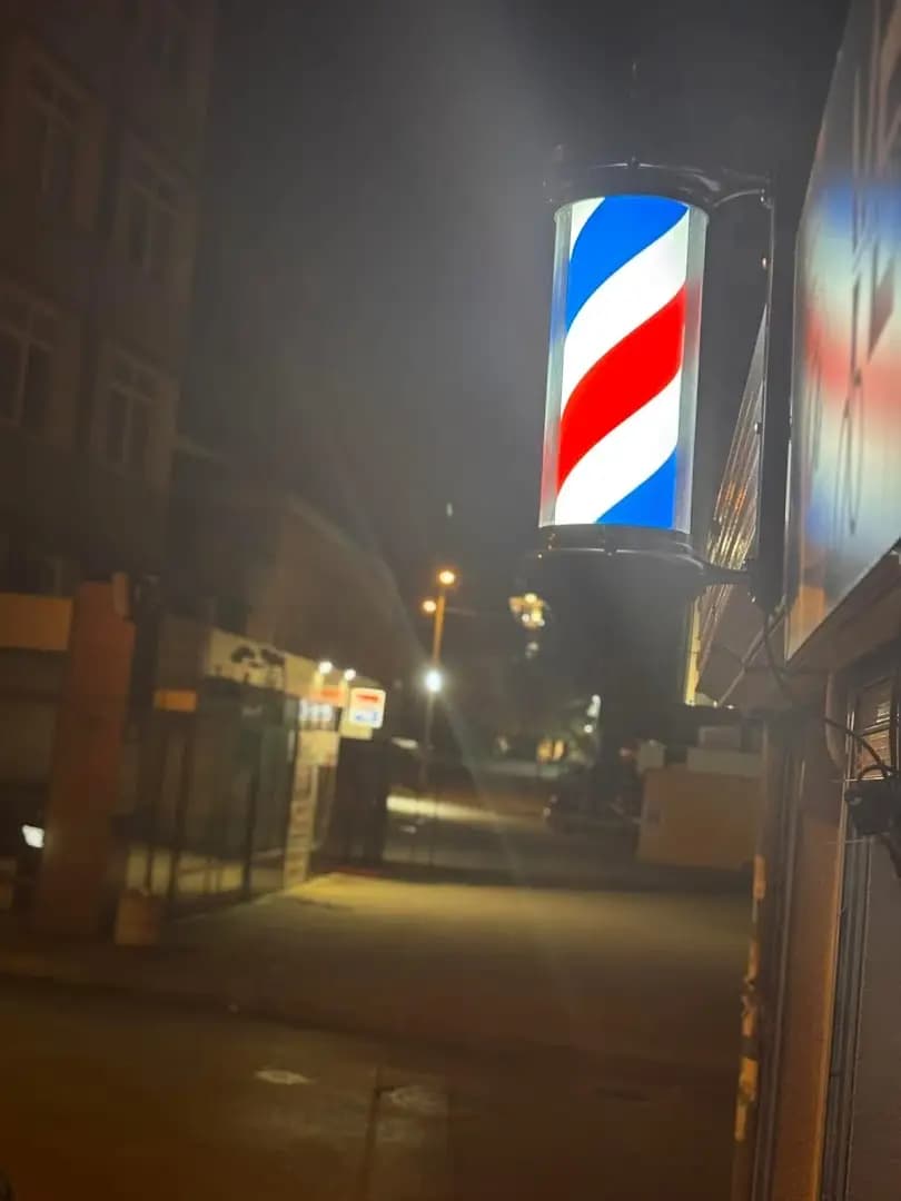 | VESSOO ‘ BARBERSHOP |
