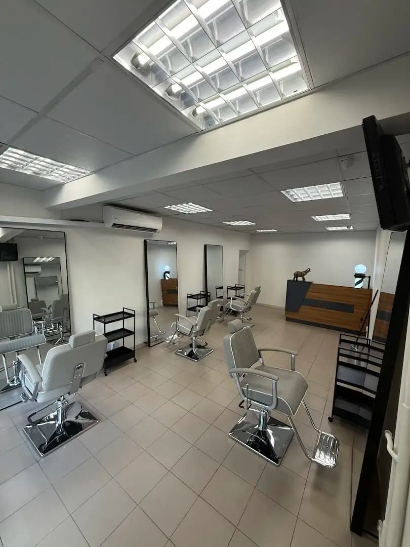 MK BARBER STUDIO