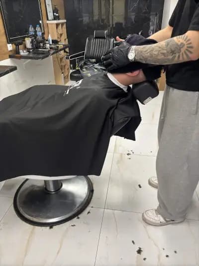 Barbershop Tsakiris