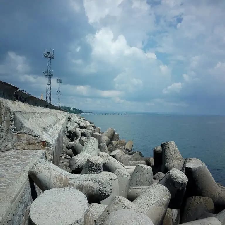 Фарът на Бургас