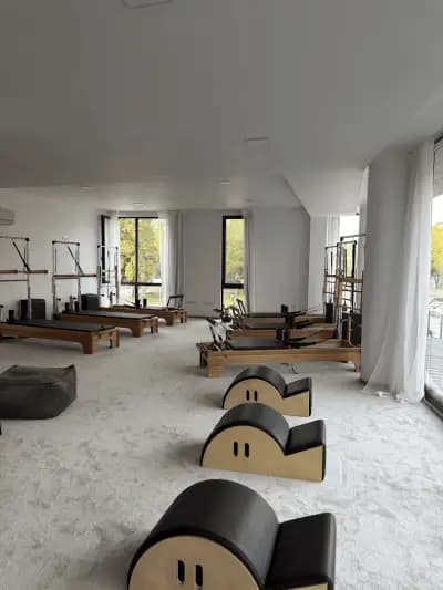IM Reformer Pilates Academy