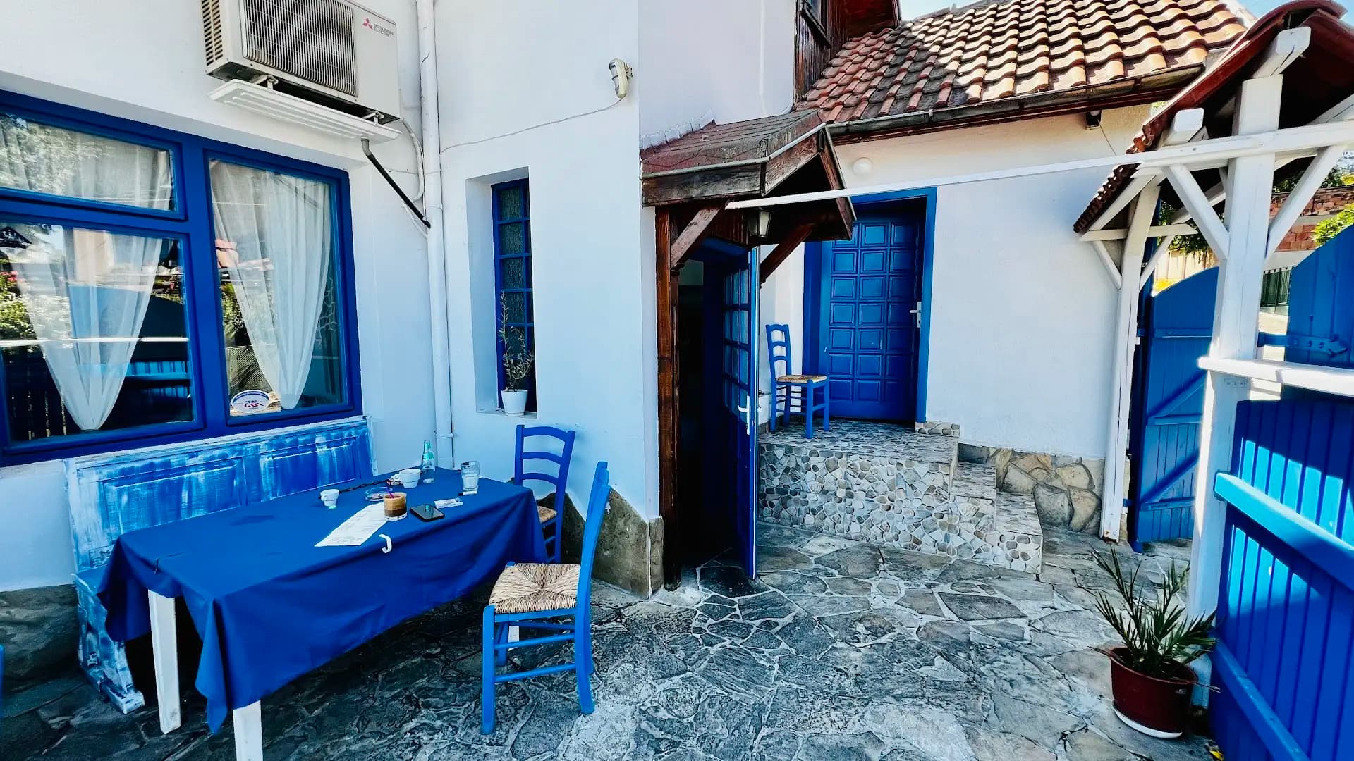 Гръцки Ресторант Егейско Море | Aegean Sea Restaurant | Гръцка кухня, Прясна риба, Обедно меню, Лятна градина
