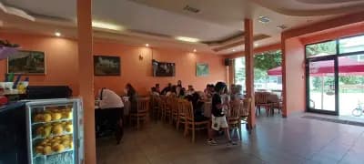 Семеен ресторант с лятна градина "Форум"
