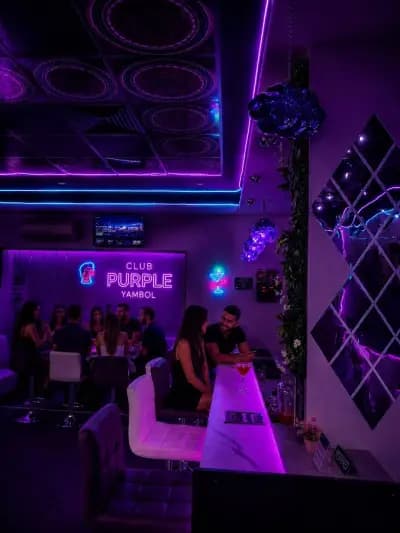 Club Purple Bar & Billiard