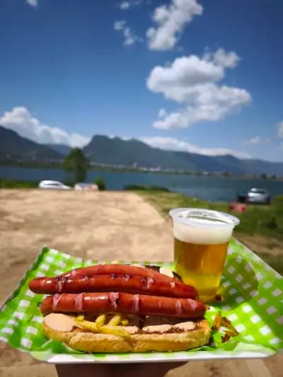 BANGIN' SUMMER BAR AND FOOD