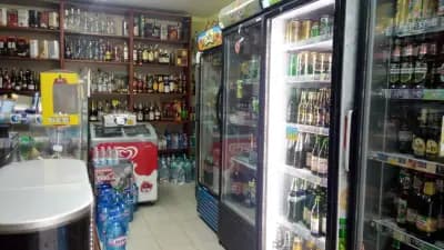 Mагазин за алкохол и цигари Street Bar Dianabad