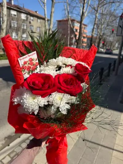 Магазин за цветя ,,Лидия’’
