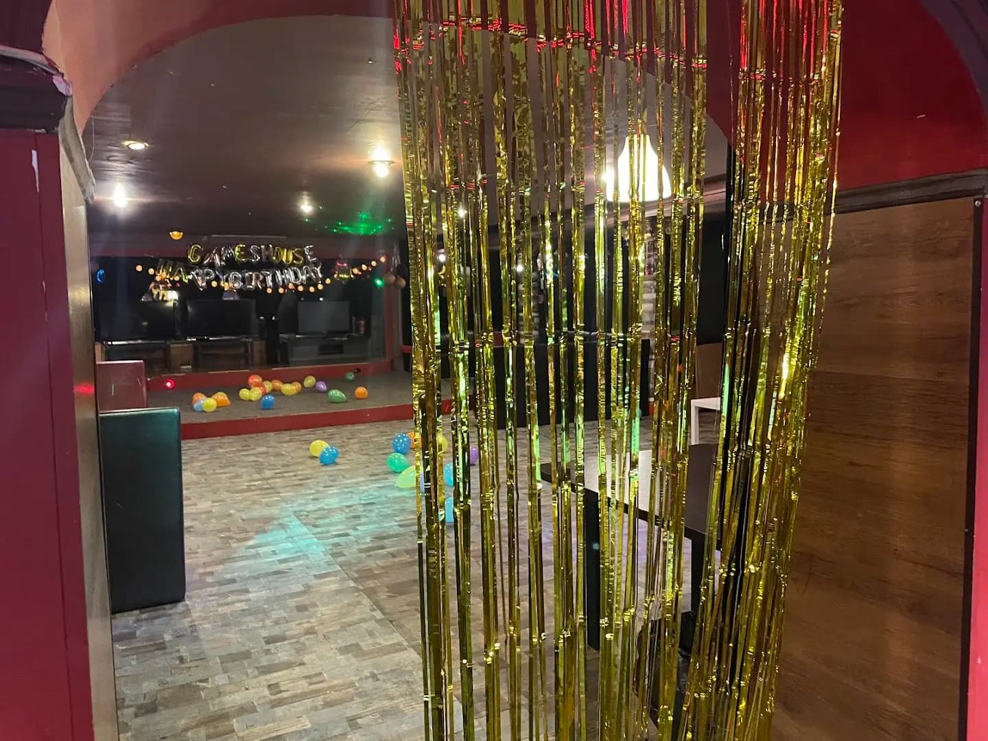 Парти зала Games house