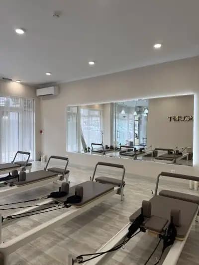 SCULPT- Pilates Reformer