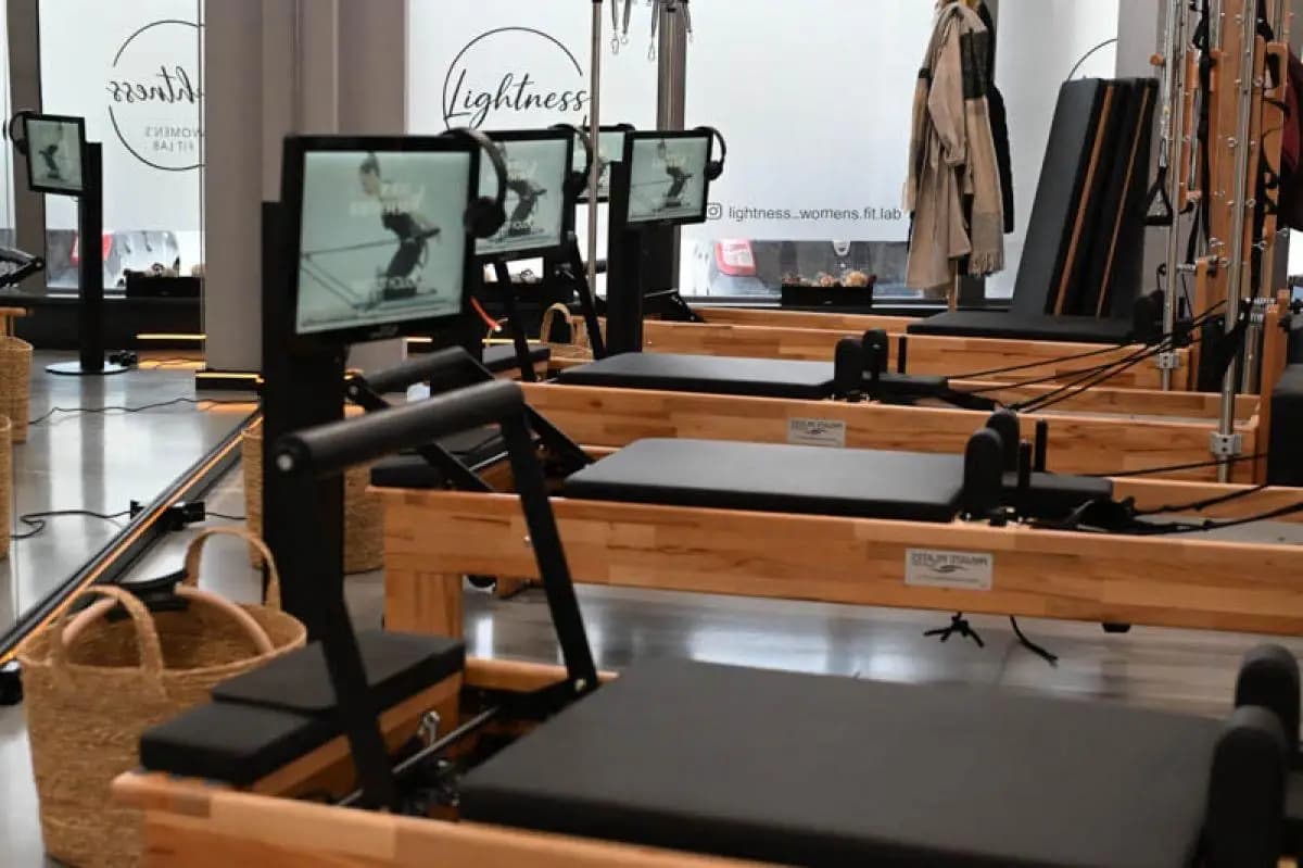 Lightness Women’s Fit Lab
