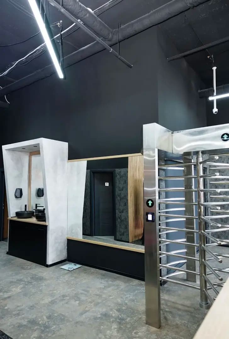 POWER’S GYM FITNESS