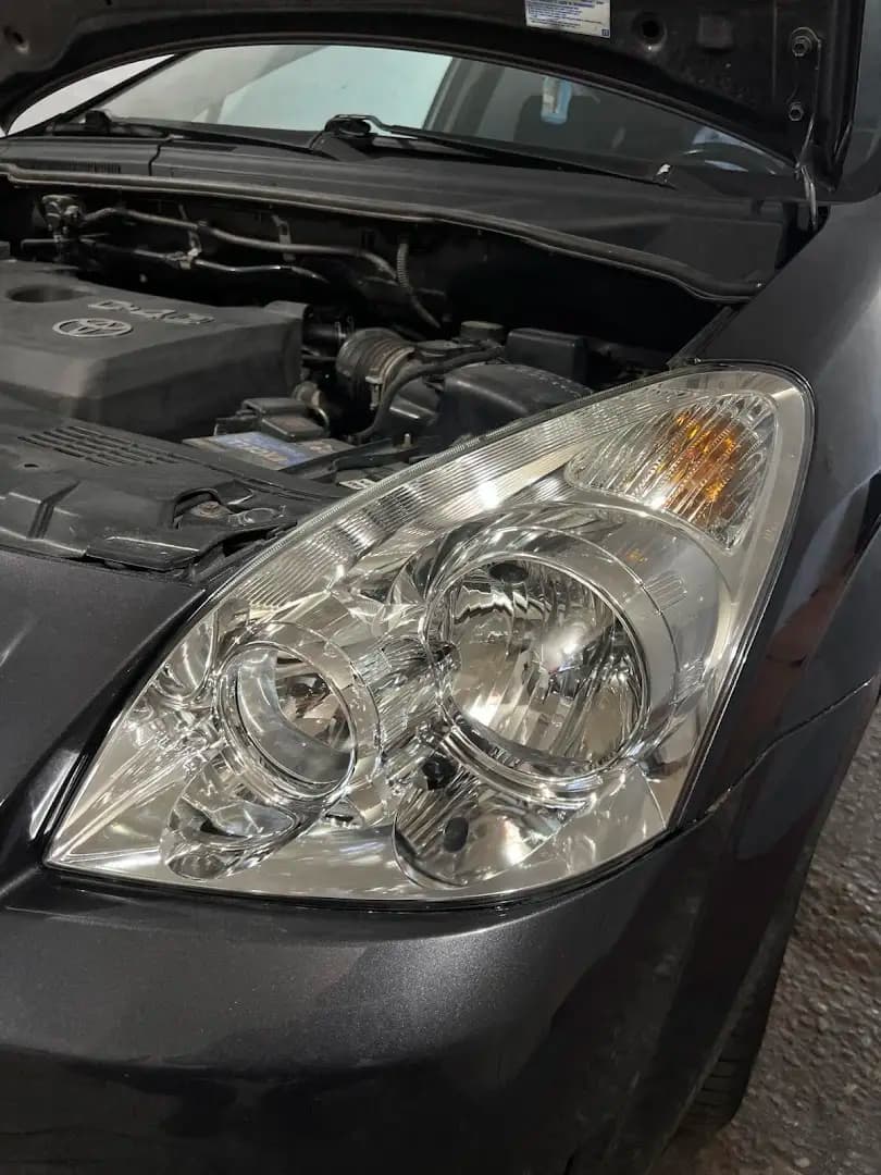 D&S Auto Detailing | Полиране и пастиране на автомобили | Пастиране на фарове | Керамични покрития | Интериорен
