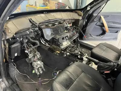 Автосервиз и пътна помощ М-АУТО 64