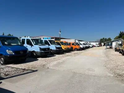 Автокъща "Митнически склад"