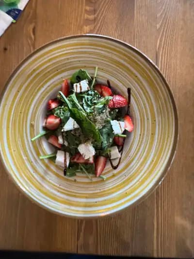 Noble Bar & Kitchen