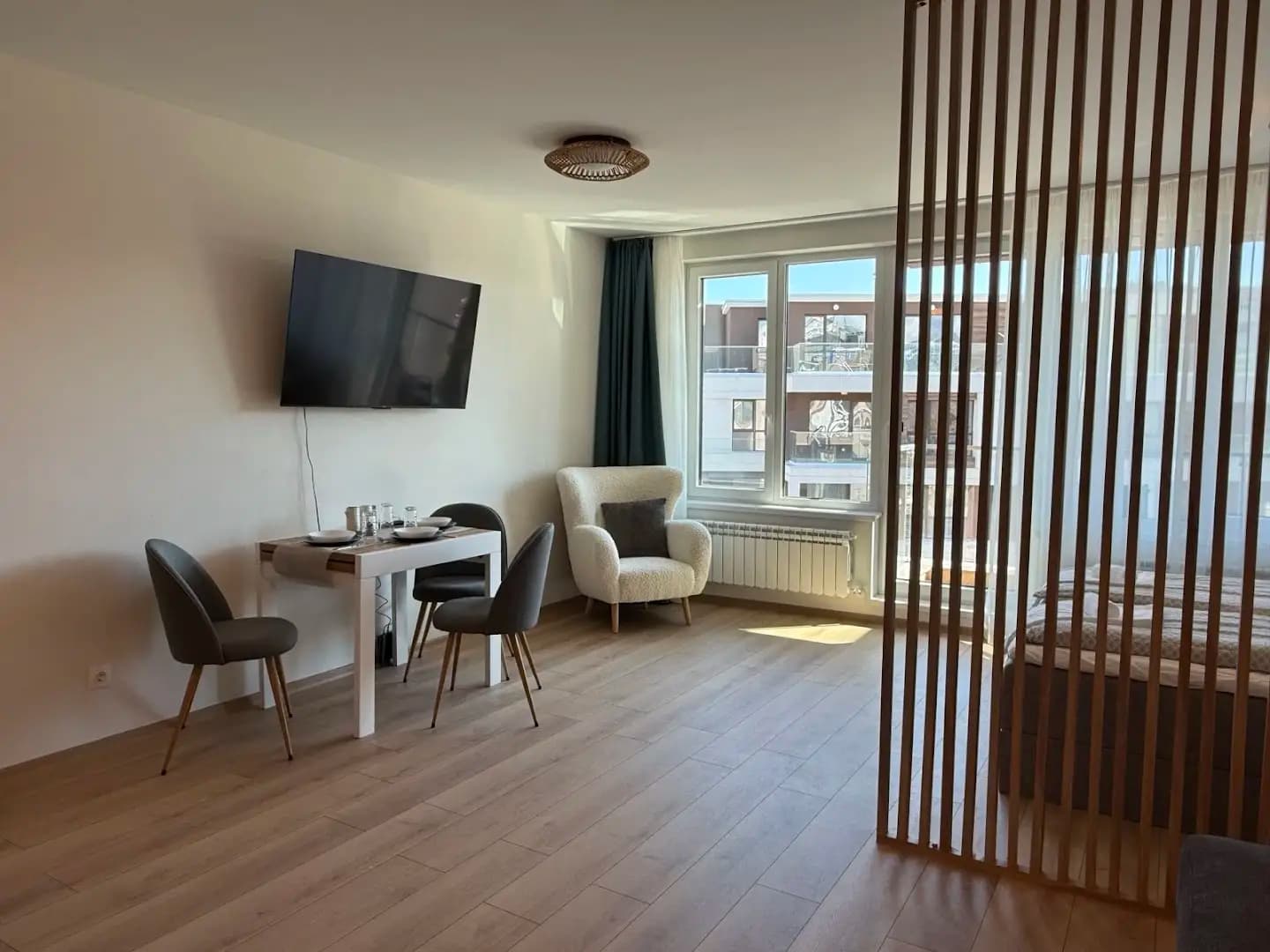 SkyWay by NightSpace- Modern City Apartment