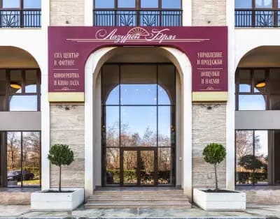 Sea View Apartments Residence Лазурен бряг