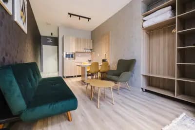 A 17 Luxury Suites