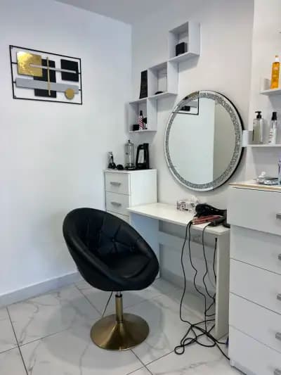 SV Hair & Beauty salon 22