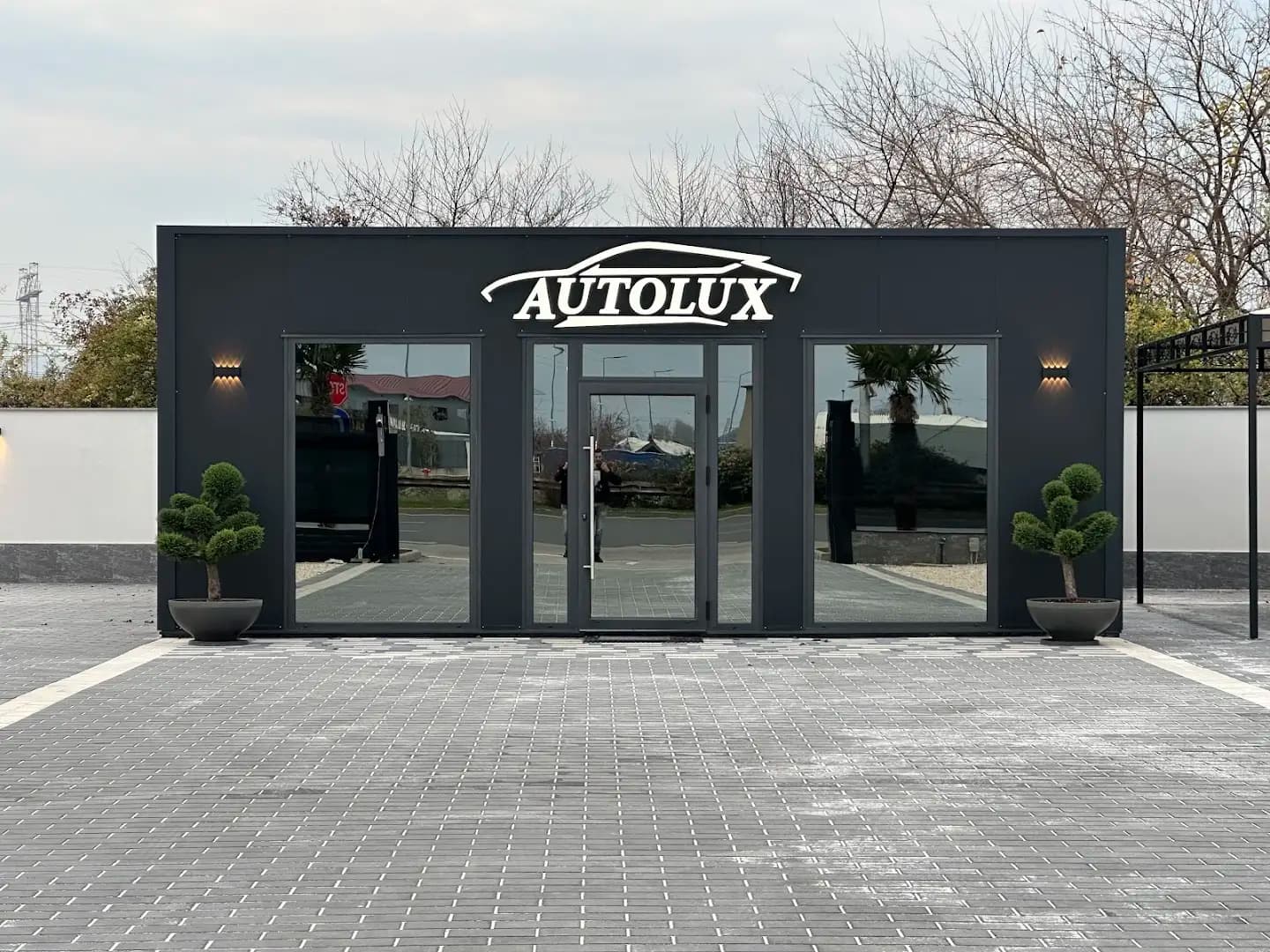 AUTOLUX
