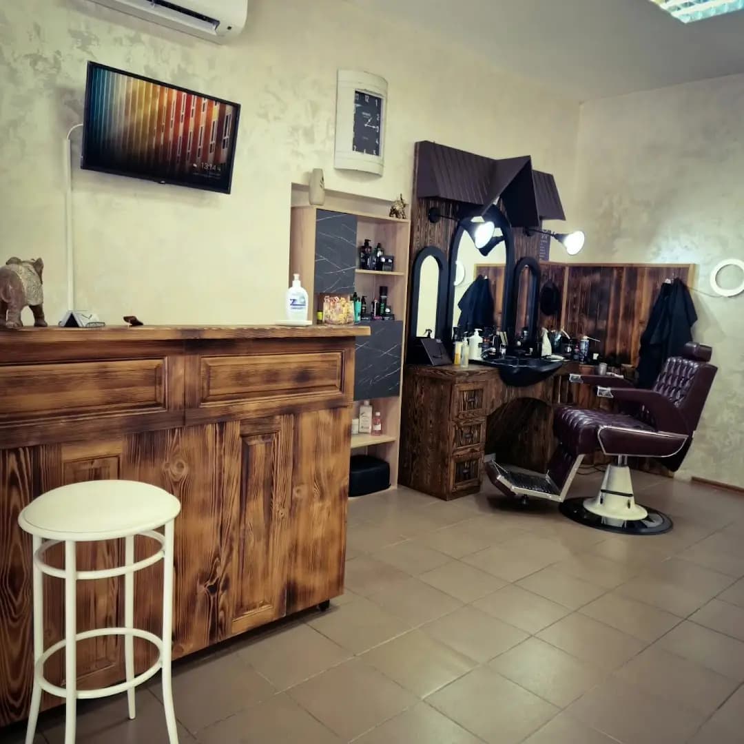 Jesus The Barber (Barbershop)