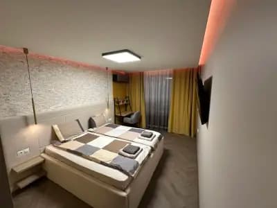 Regatta Park 2BR Exclusive Suite Parking Included