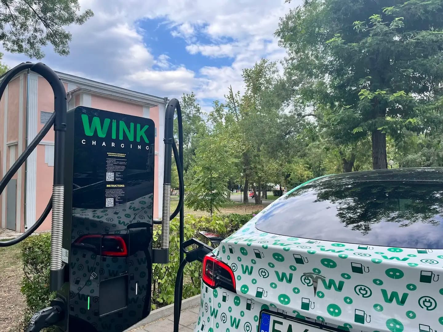 WINK Станция за зареждане