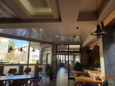 Delta Restaurant