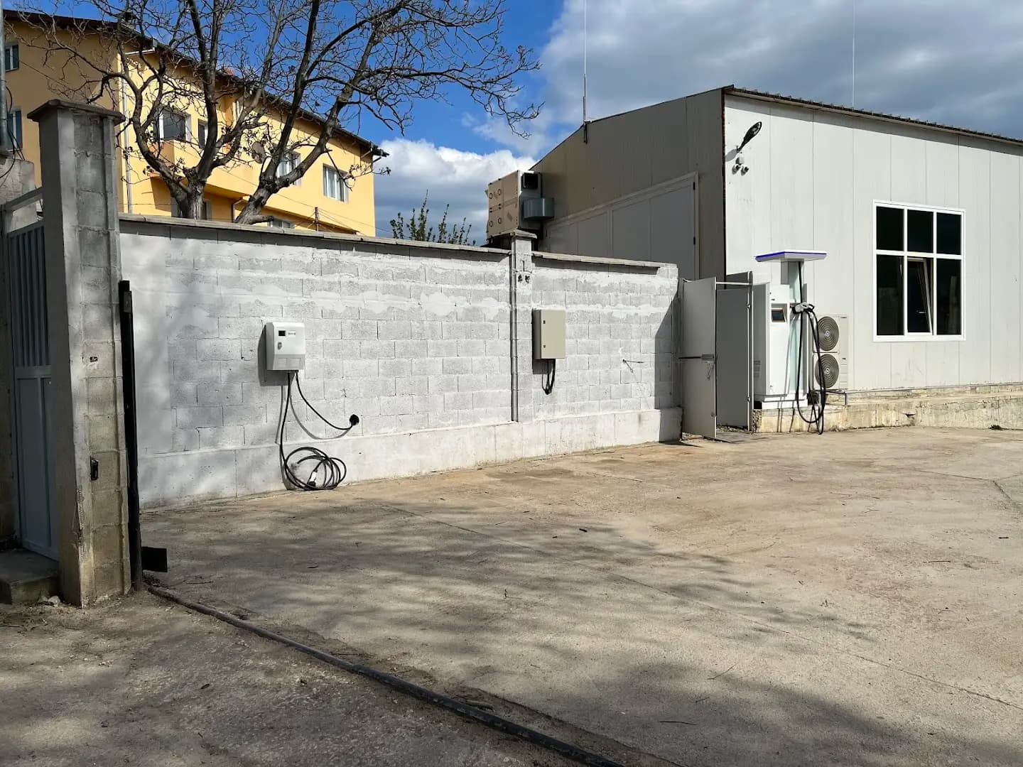 Станция за зареждане на електрически превозни средства