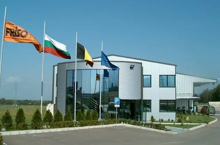 Метални халета