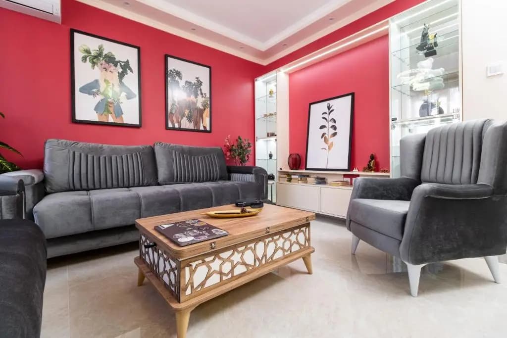 Modern & Elegant City Center Apartments