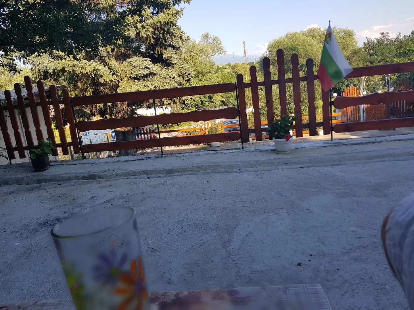 Хотел за домашни любимци "Вилата на Рошковците"