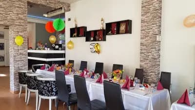 Bistro De Novo