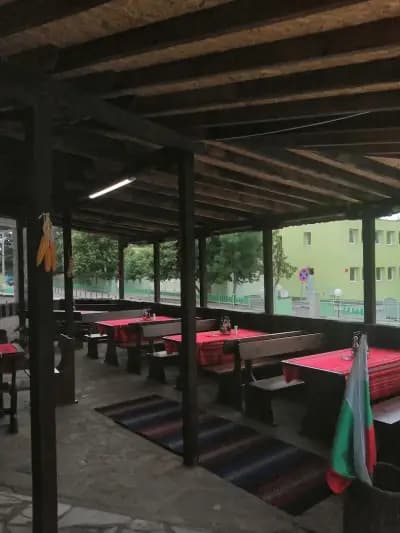 Комплекс Тракийци Казанлък